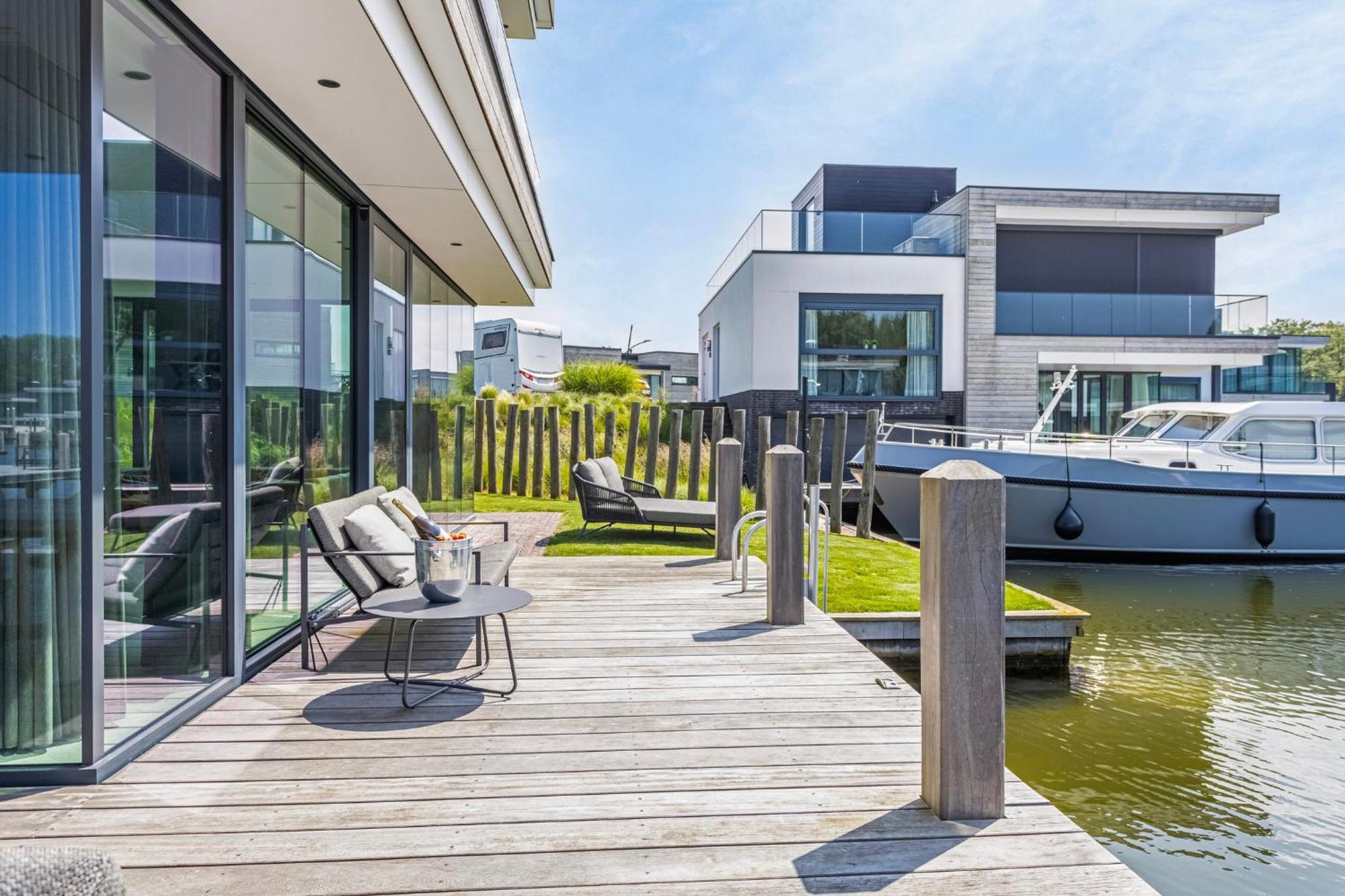 Lake House With Dock At Lake Veere, Zeeland Arnemuiden Exterior foto
